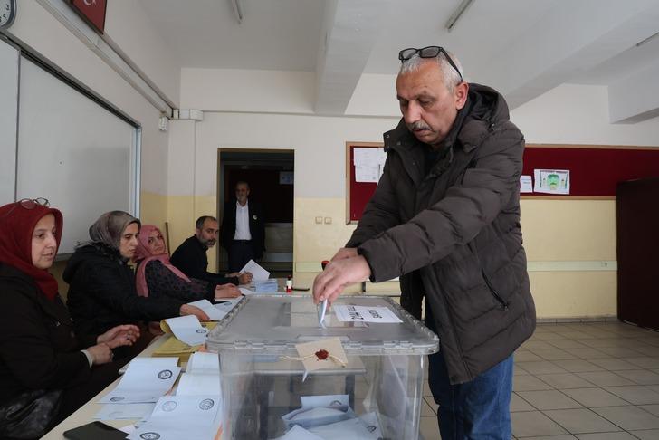 Seçim bitmedi ama o kazandığını ilan etti! "Sayımdan sonra da resmi olarak ilan edeceğim” G5