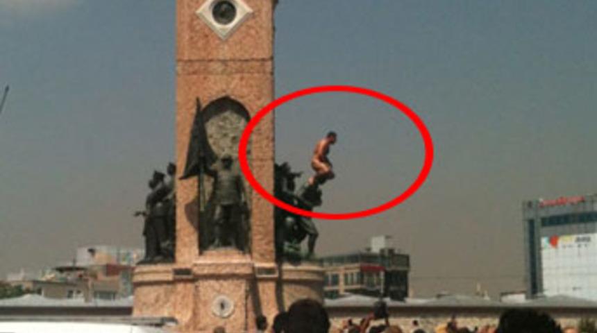 Taksim Meydanı'nda çıplak şoku!