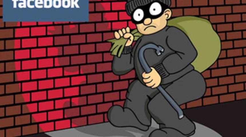 Facebook&rsquo;ta fotoğraf paylaştı, evi basıldı!