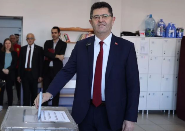 SON DAKİKA | İstanbul'da ilçelerde tablo tersine döndü! CHP birçoğunu kazandı: Bahçelievler, Üsküdar, Sancaktepe, Bayrampaşa, Silivri, Çatalca, Tuzla, Eyüp... G2