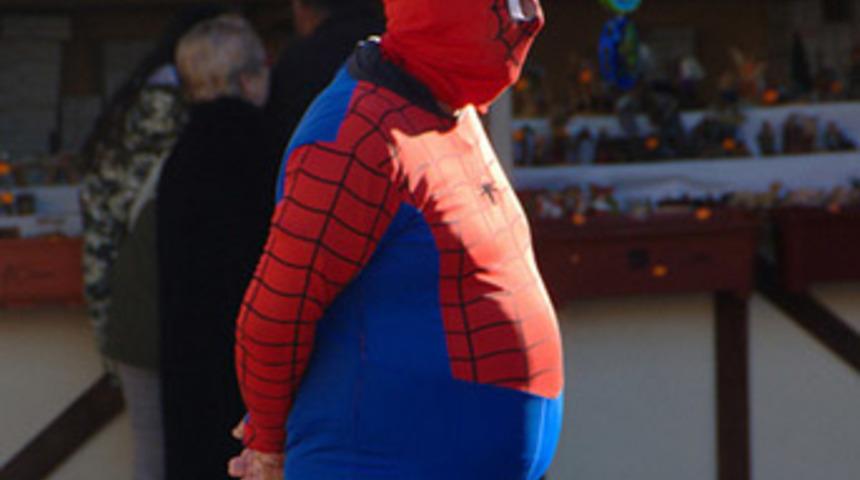 D&uuml;nyadan &ouml;r&uuml;mcek adam manzaraları!