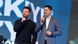 Murat Kurum'a seçim şarkısı yapmıştı! Sinan Akçıl 'İstanbul gitti' sözlerine sert çıktı