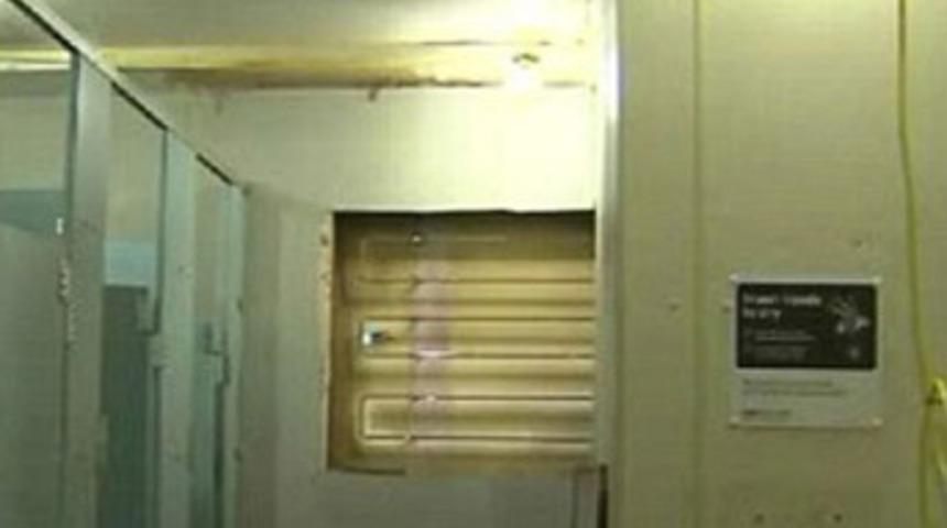 77 yıldır yanan lamba bulundu!