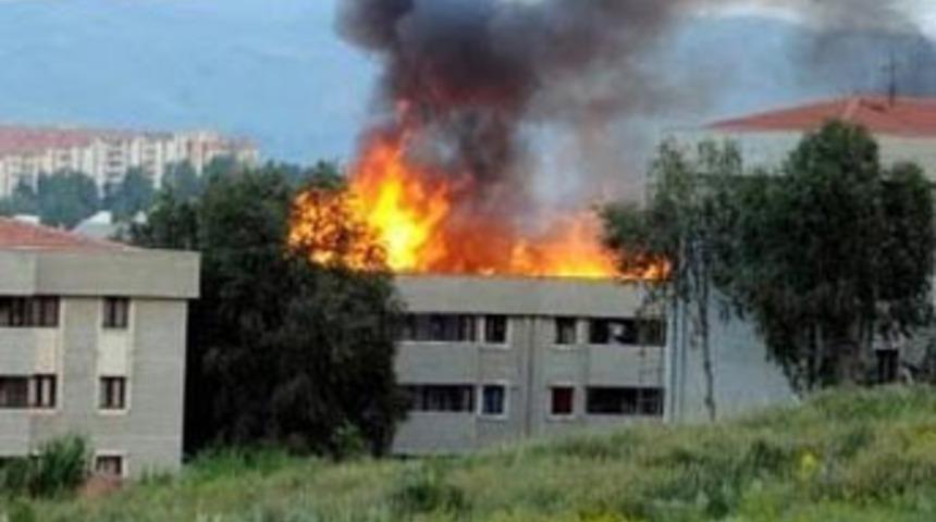 TBMM lojmanlarında yangın paniği