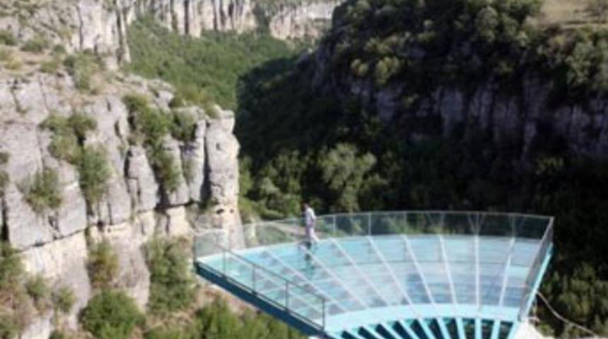 İncekaya Kanyonu'na camdan seyir terası!