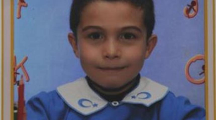 Taşların altında kaldı!