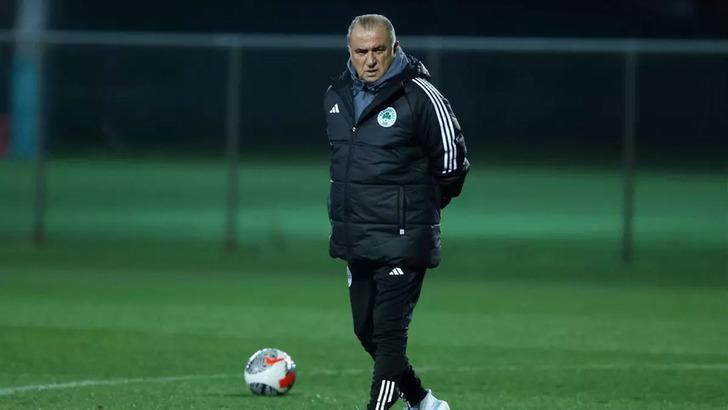 Fatih Terim aldığı mağlubiyet sonrası Yunanistan'da yerden yere vuruldu! "Anlaşılmaz karar" G1