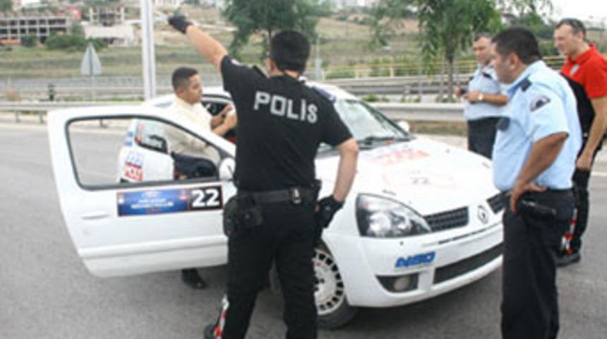 Yarış otosuna ehliyet ruhsat