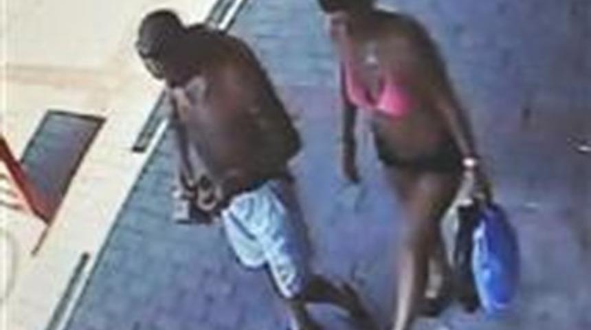 Antalya&rsquo;da kadın turist rezaleti!