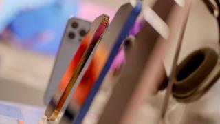 Yurt dışında yaşayan vatandaşların getirdiği cep telefonları için yeni düzenleme! Kayıtsız kullanım süresi 180 güne çıkarıldı