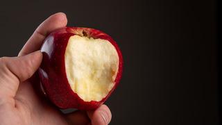 Elmanın faydaları nelerdir? Elma en çok neye iyi gelir, gece elma yenir mi?