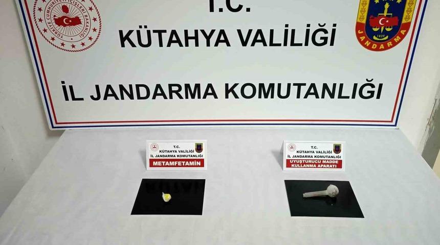 Kütahya’da üzerinde uyuşturucu ile yakalanan şahıs tutuklandı