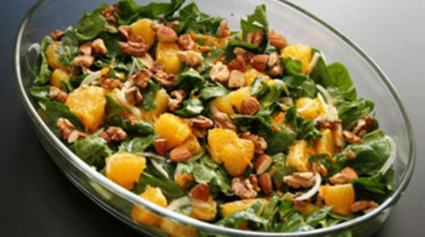 Salatayı yağsız yemeyin!