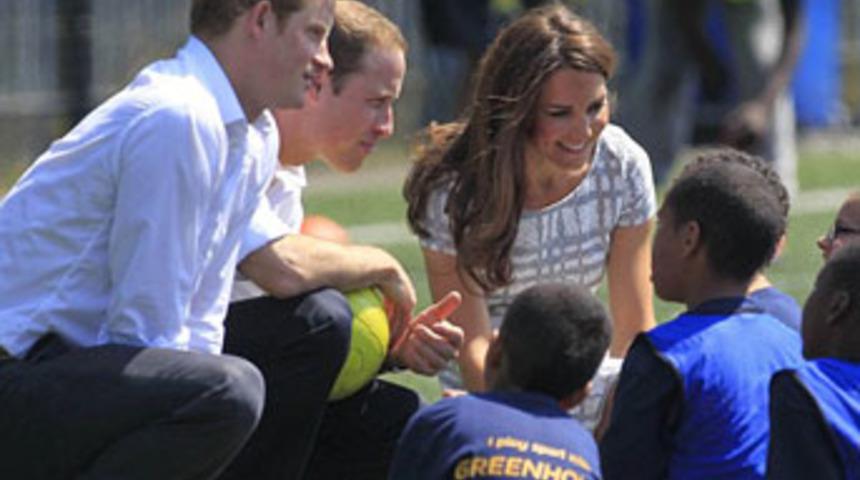 Sarayda aşk &uuml;&ccedil;geni s&ouml;ylentisi