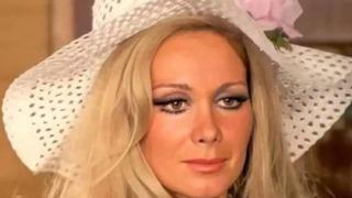 Bir süredir sağlık sorunları yaşayan Yeşilçam'ın usta oyuncusu Filiz Akın MR sonuçlarını bekliyordu! Endişeli bekleyiş deyip açıkladı