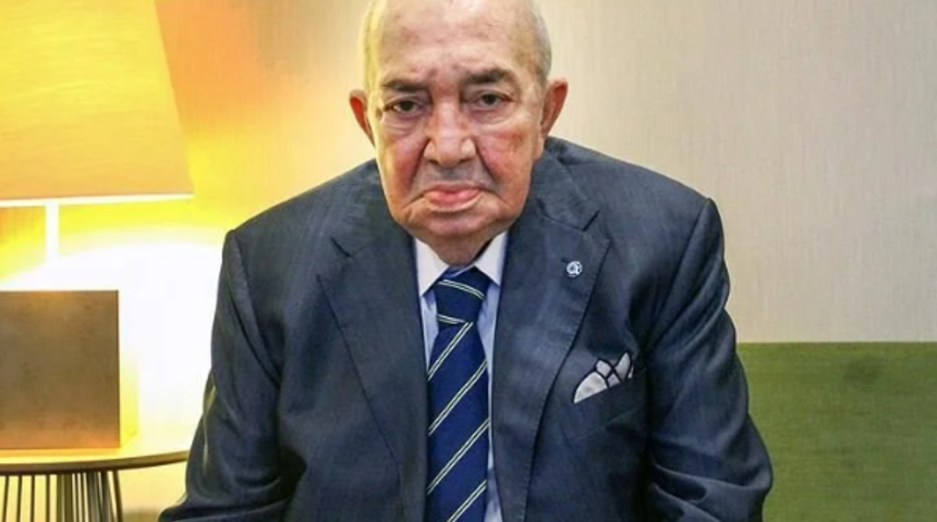 Son dakika: Usta yapımcı ve yönetmen Türker İnanoğlu hayatını kaybetti! Acı haberi Bakan Koca duyurdu