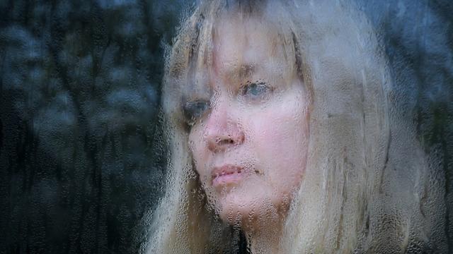 Cotard Sendromu (Yürüyen Ceset Sendromu) nedir, neden olur? Cotard Sendromu belirtileri ve tedavisi