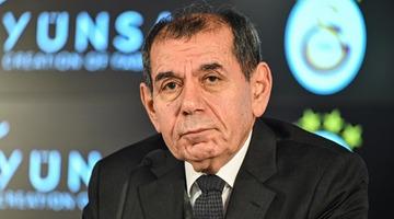 Dursun Özbek'in şampiyonluk hediyesi belli oldu! Dünya yıldızı geliyor... Fenerbahçe de peşindeydi
