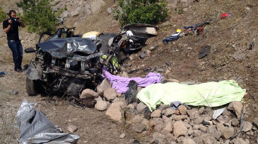 Konya'da feci kaza: 4 &ouml;l&uuml;