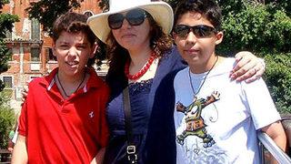 Prensesle tartıştı kırbaç cezası aldı!