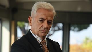 24 gün önce annesini kaybetmişti! Zafer Algöz'ün babası hayatını kaybetti 