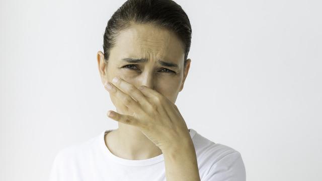 Balık kokusu (trimetilaminüri) sendromu nedir? Balık kokusu (trimetilaminüri) sendromu belirtileri ve tedavisi