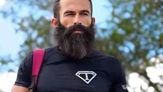 Son dakika: Turabi bu defa t&uuml;rk&uuml; &ccedil;ıkardı! Klibi ayrı, s&ouml;zleri ayrı olay