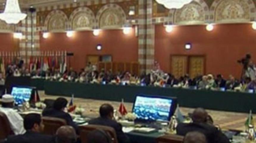 Suriye'nin &uuml;yeliği askıya alınıyor!