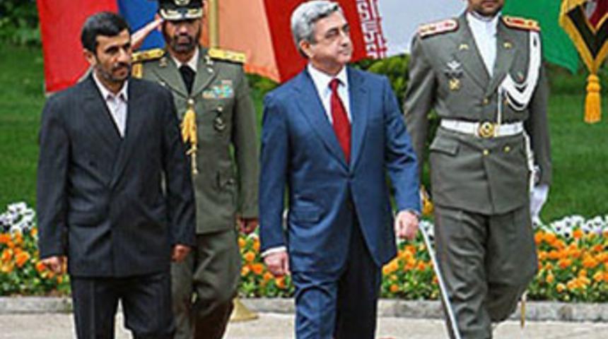 'İran'ı Ermenistan ayakta tutuyor'