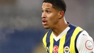 Fenerbahçe'de Oosterwolde ve İrfan Can Eğribayat, Adana Demirspor maçında oynayabilecek