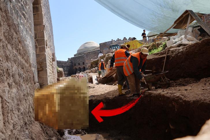 Yer: Diyarbakır! 12 bin yıllık tarihte ilk kez bulundu! Tam 2 metre... &quot;Önemli bir şahsiyetin olduğu düşünülüyor” 