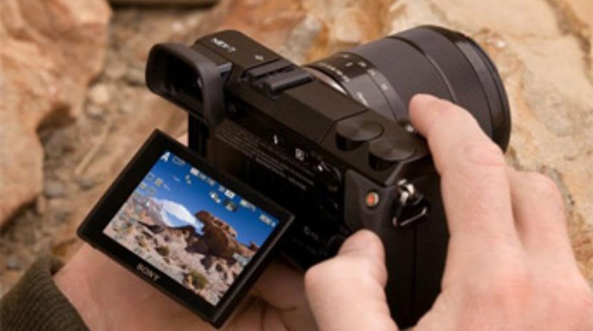 Sony NEX Ailesine İki Yeni Model Geliyor