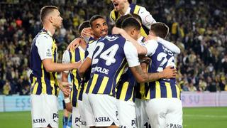 Fenerbahçe yoluna hatasız devam ediyor! Kadıköy'de Adana Demirspor'a geçit yok