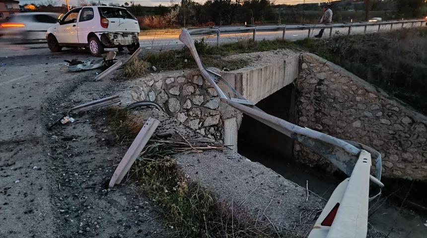 Tekirdağ'da otomobille cipin çarpıştığı kazada 7 kişi yaralandı