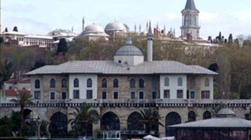 Burada sigara ve i&ccedil;ki i&ccedil;en yandı!