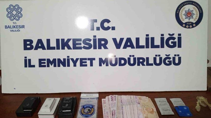 Bandırma’da masaj salonuna fuhuş operasyonu