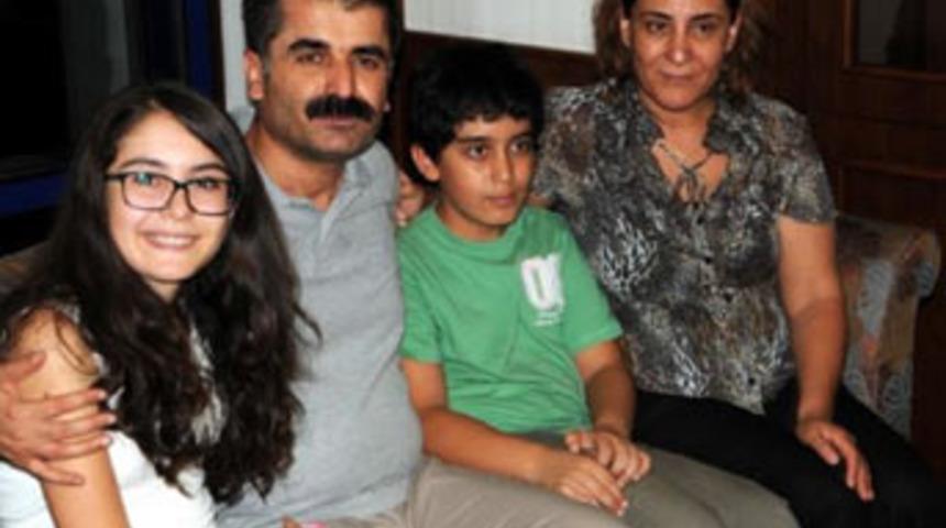 H&uuml;seyin Ayg&uuml;n ailesine kavuştu