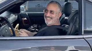 Trafikte Cem Yılmaz'ı görünce... Araban güzelmiş ne iş yapıyorsun?