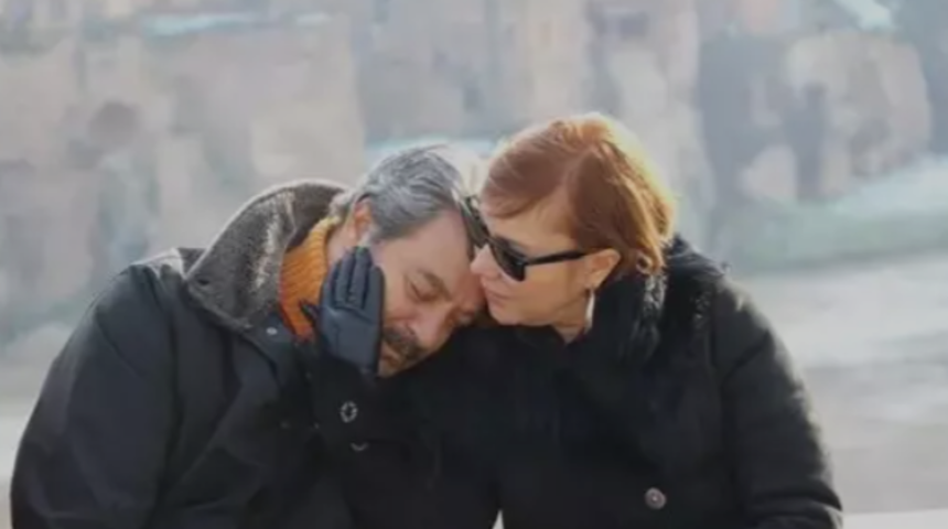 Jülide Kural Kadir İnanır'ın taburcu olmadığını söyledi! Övgü dolu sözler: 'O yatağın içinde...'