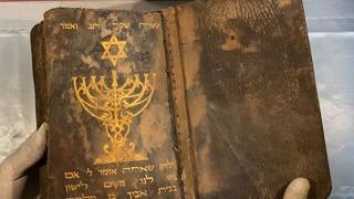 1000 yıllık el yazması! Operasyon düzenlendi... Araçta bulundu