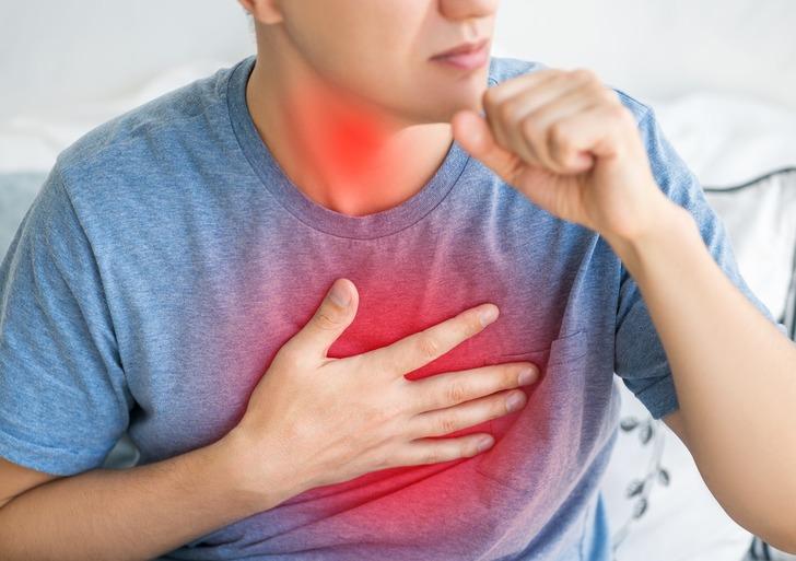 Öksürükten kurtulamıyor musunuz? Yeni tehlike: Yürüyen zatürre artışta! Soğuk algınlığı ile karıştırmayın G5