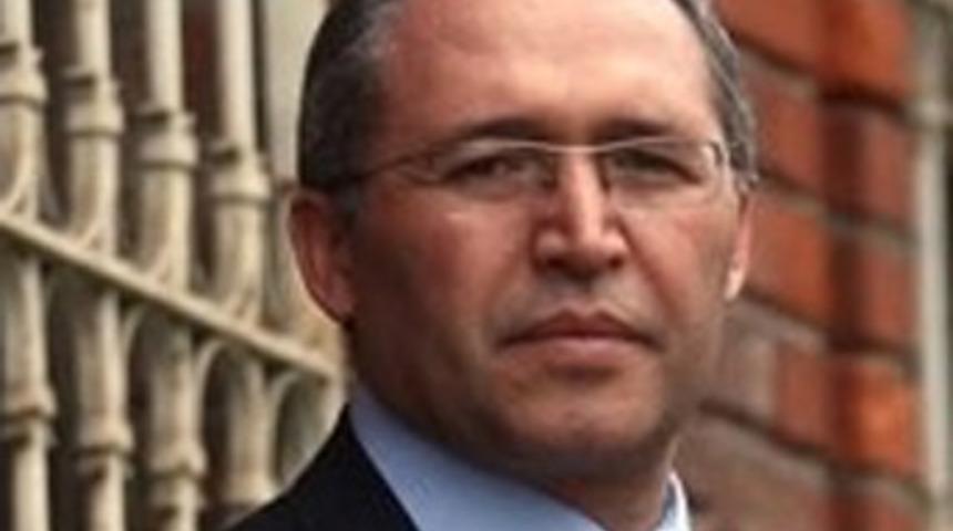 Yeni Şafak yazarından m&uuml;thiş iddia