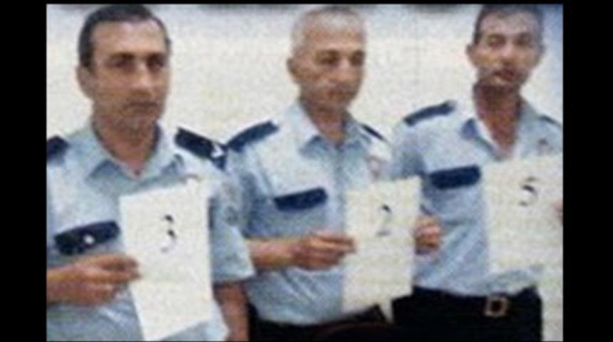 Kilis'te de savcı polisleri sıraya dizmiş