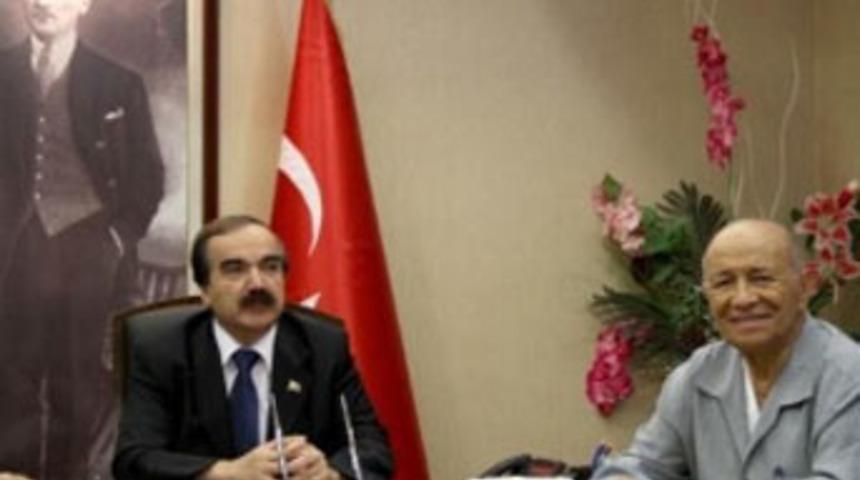 Firari  Garipoğlu babası ile selam g&ouml;nderdi