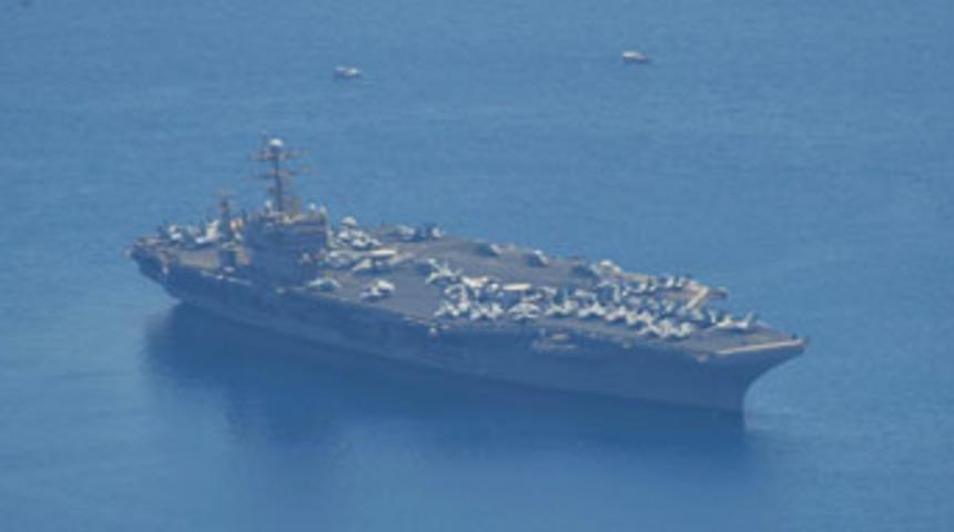 ABD u&ccedil;ak gemisi, Antalya'da