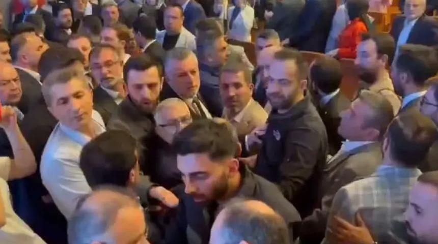 Mazbata töreninde kan aktı! 76 yaşındaki CHP’li meclis üyesine saldırı