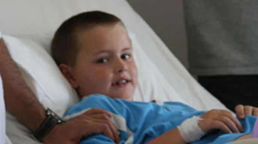 İngiliz turisti s&uuml;nnet ettiren kaza