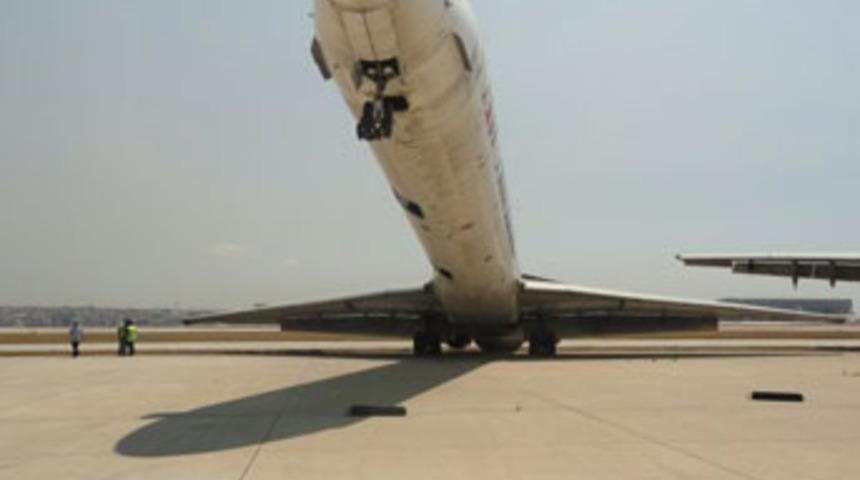 Hurdaya ayrılan uçak şaha kalktı!