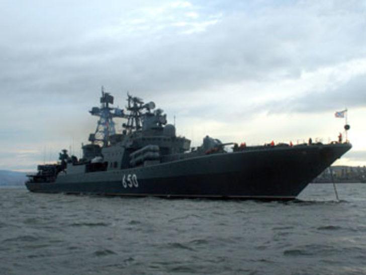 Rusya Suriye'ye savaş gemisi yolluyor!