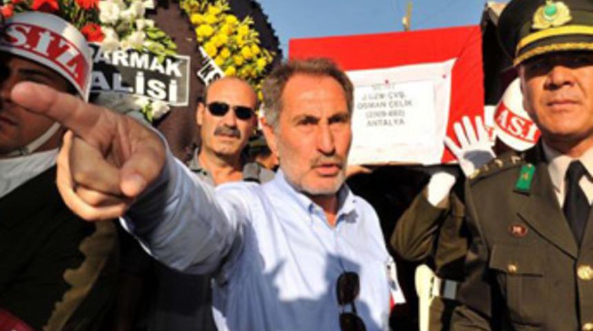 Bakan G&uuml;nay'dan bando fır&ccedil;ası!